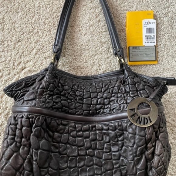 AUTHENTIC FENDI CHEF TOTE in chocolate brown leather - Picture 1 of 10